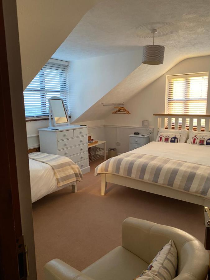 Blackthorn Farm Bed & Breakfast Holyhead Exterior foto