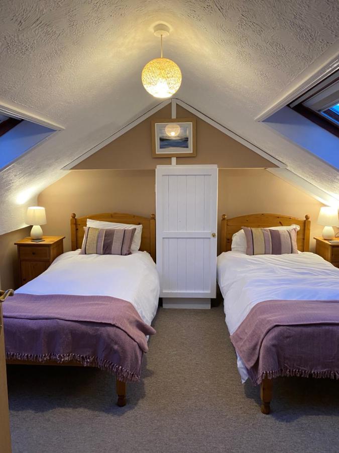 Blackthorn Farm Bed & Breakfast Holyhead Exterior foto