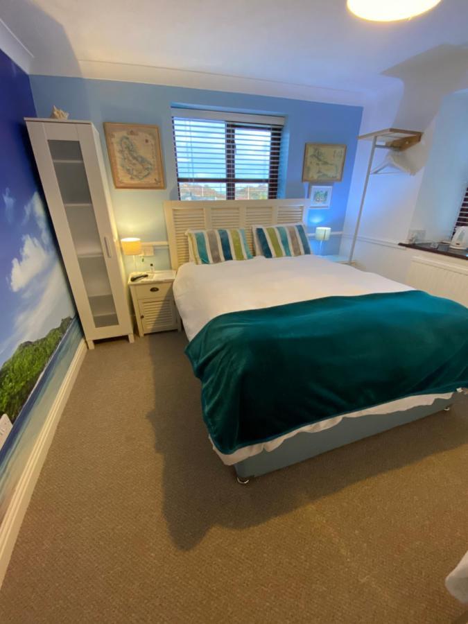 Blackthorn Farm Bed & Breakfast Holyhead Exterior foto