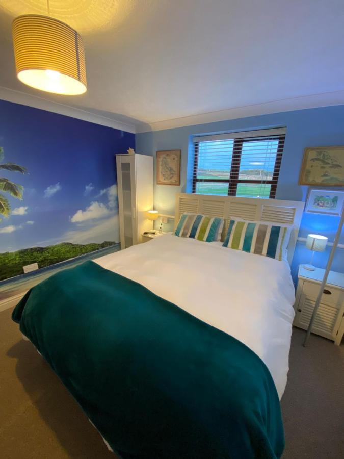 Blackthorn Farm Bed & Breakfast Holyhead Exterior foto