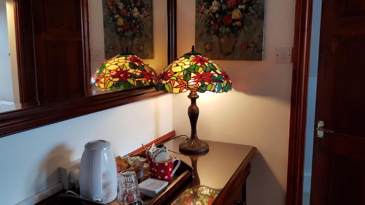 Blackthorn Farm Bed & Breakfast Holyhead Exterior foto